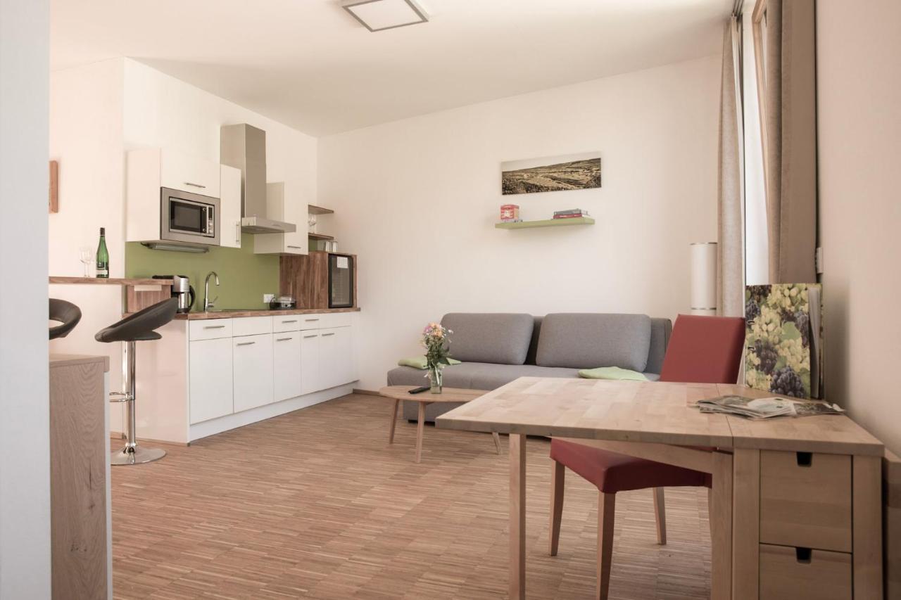 Ferienwohnung Am Weingut Eisenbock Strass  Buitenkant foto